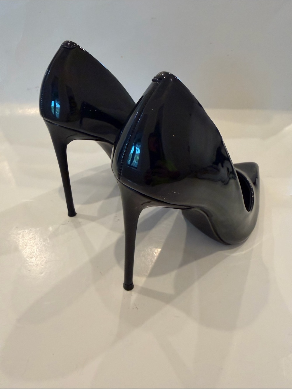 Steve Madden Black Patent Pointed-Toe Pumps Size 8 - Picture 6 of 13
